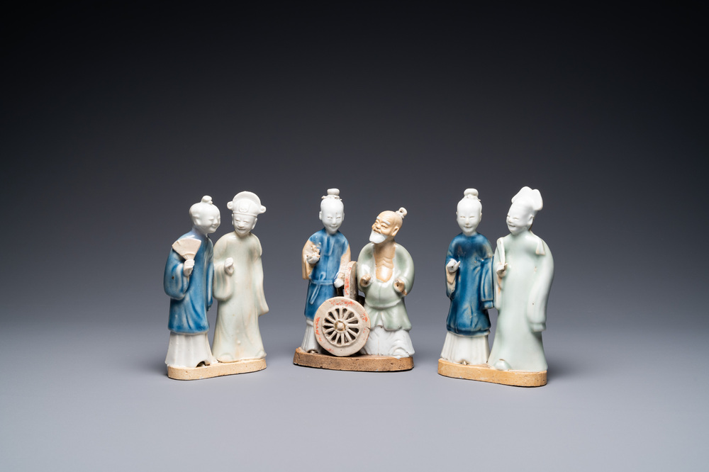 Drie Chinese blauw-witte en celadon-geglazuurde groepen, Qianlong