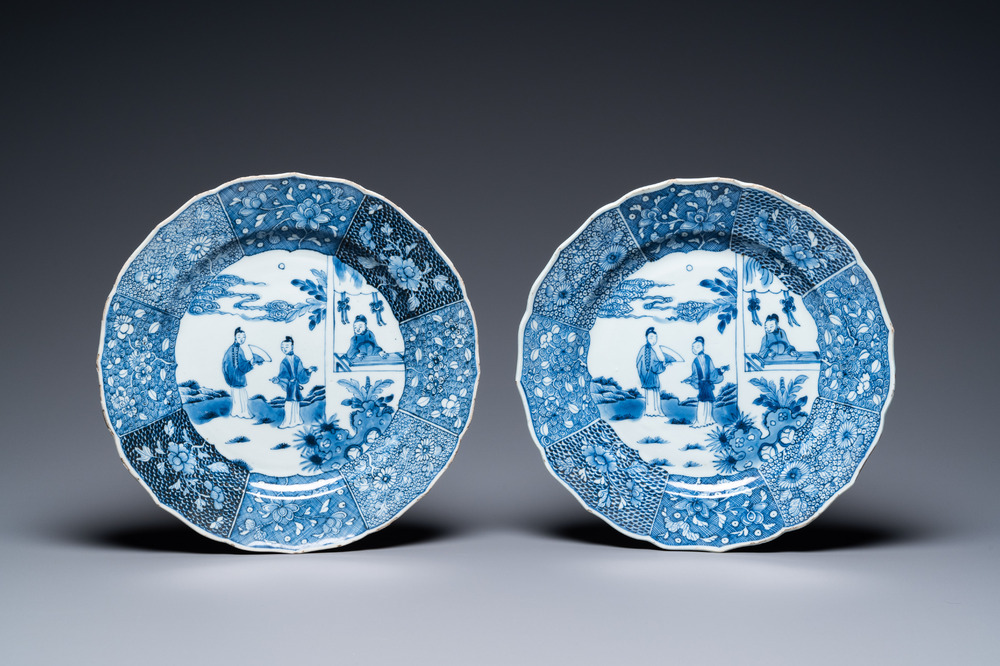 A pair of Chinese blue and white 'Xi Xiang Ji' dishes, Qianlong