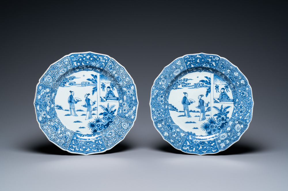 A pair of Chinese blue and white 'Xi Xiang Ji' dishes, Qianlong