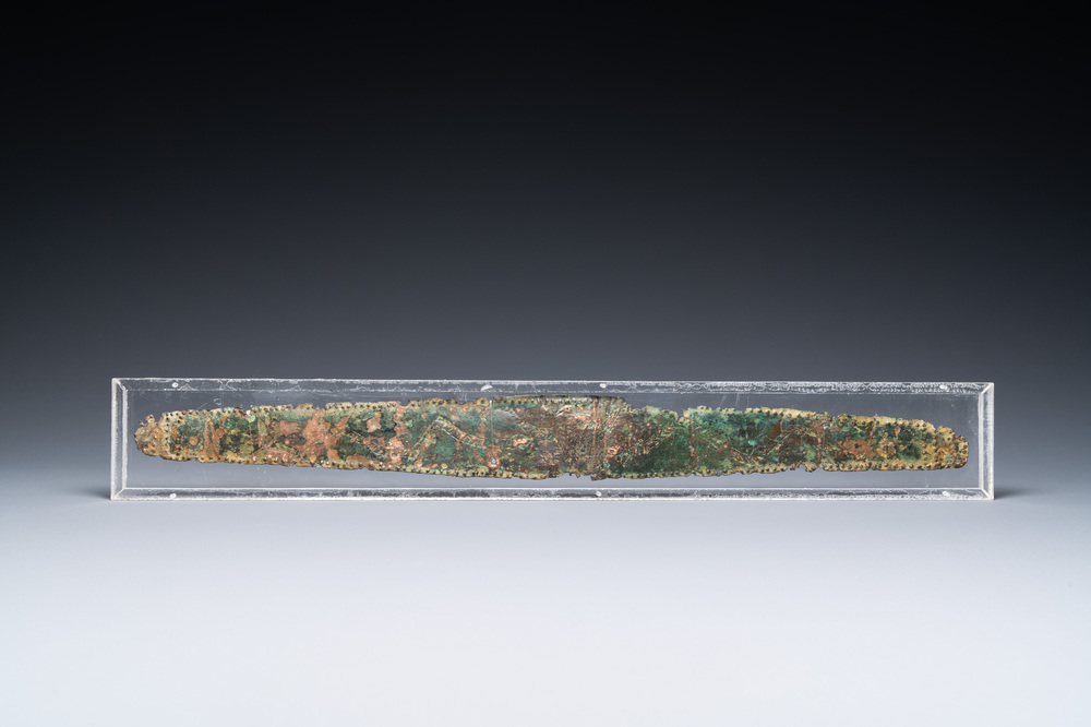 Een bronzen fragment van een gordel, Anatoli&euml; of Perzi&euml;, 1e millennium v.C.