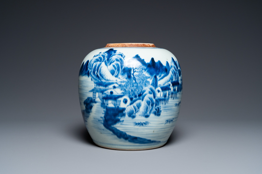 Pot &agrave; gingembre en porcelaine de Chine en bleu et blanc, Kangxi/Qianlong