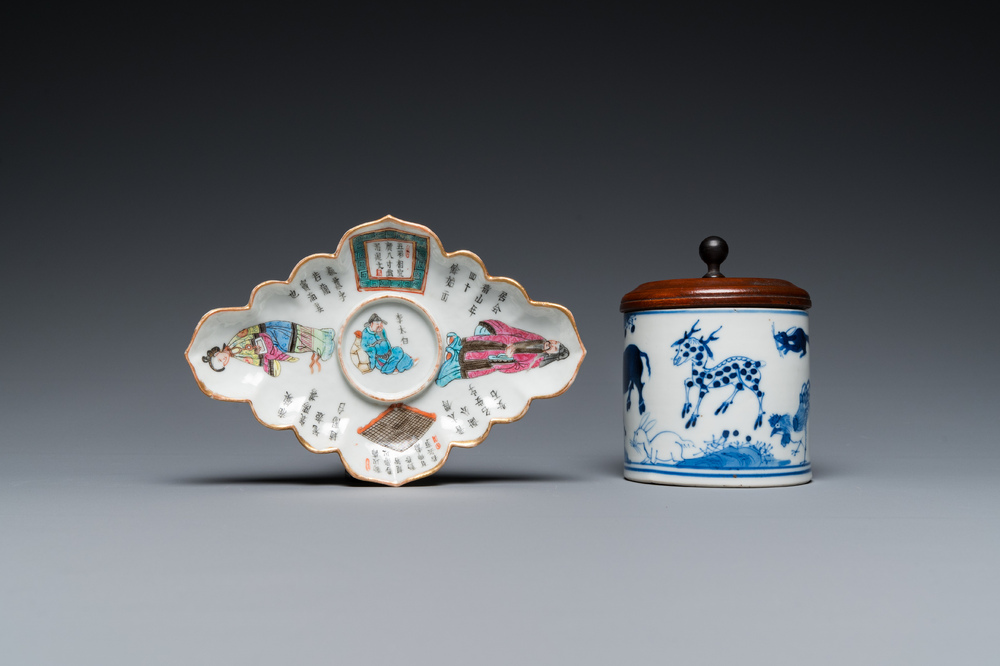 A Chinese famille rose 'Wu Shuang Pu' cup stand and a blue and white 'animals' box, 19th C.