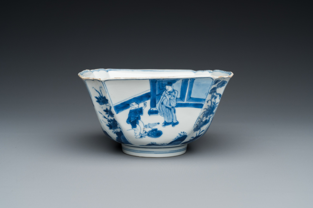 A Chinese square blue and white bowl, Chenghua mark, Kangxi