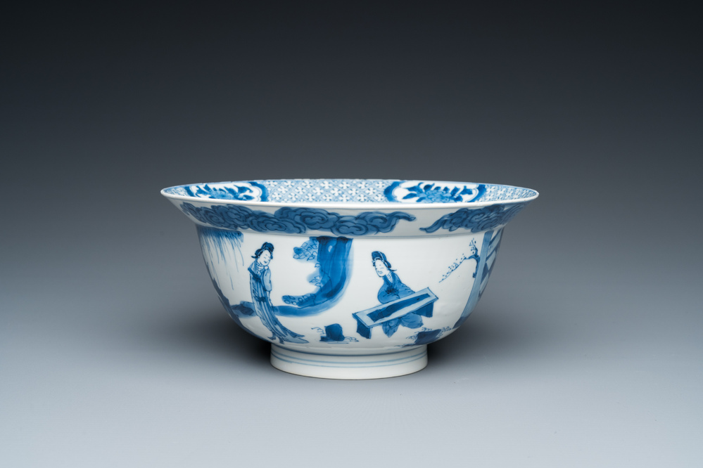 A Chinese blue and white 'Long Eliza' bowl, Wanli mark, Kangxi