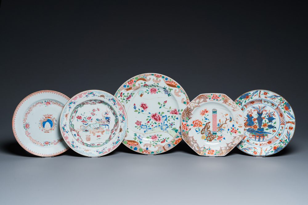 Four Chinese famille rose and verte plates and a dish, Kangxi and later