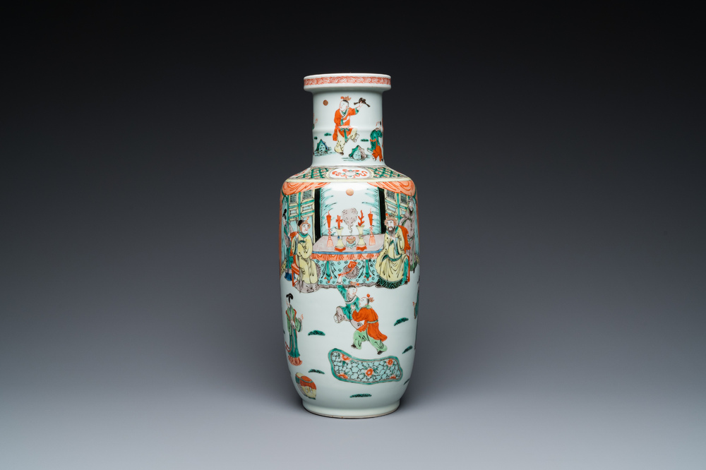 A fine Chinese famille verte rouleau vase, 19th C.