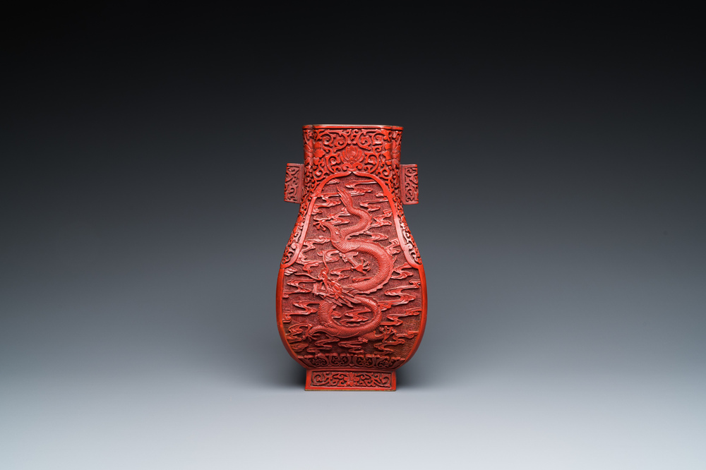 A Chinese red cinnabar lacquer 'fanghu' vase, 19/20th C.