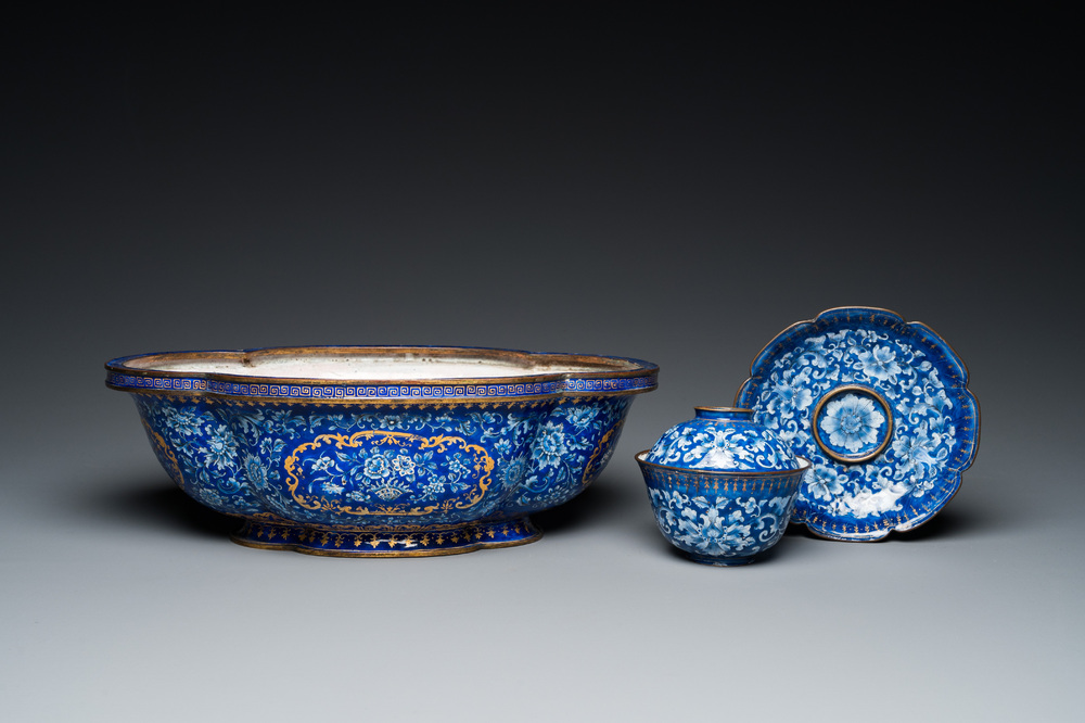 A Chinese blue-ground Canton enamel basin and a covered bowl on stand, Qianlong/Jiaqing