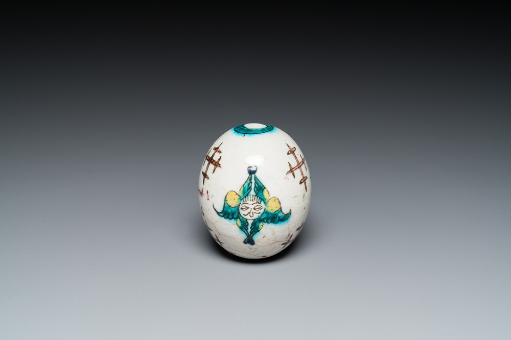 Ornement &agrave; suspendre en fa&iuml;ence polychrome de Kutahya, la Turquie, 19&egrave;me
