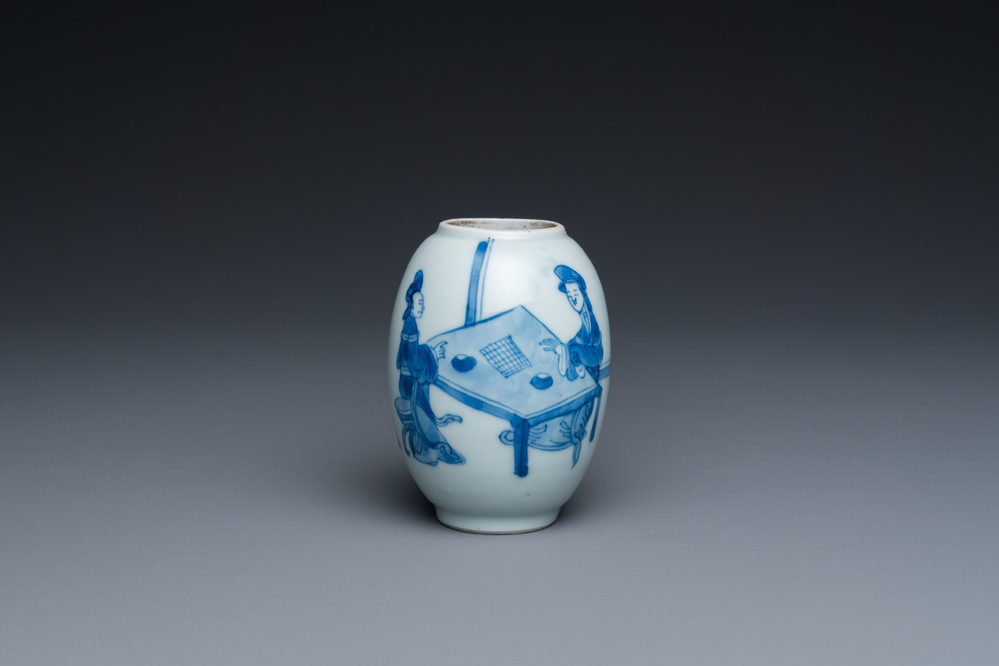 Een Chinese blauw-witte theebus, Kangxi