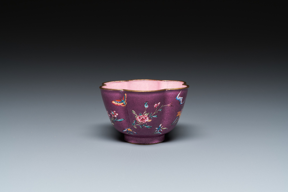 A rare Chinese Canton enamel purple-ground bowl, Shou 寿 mark, Yongzheng/Qianlong
