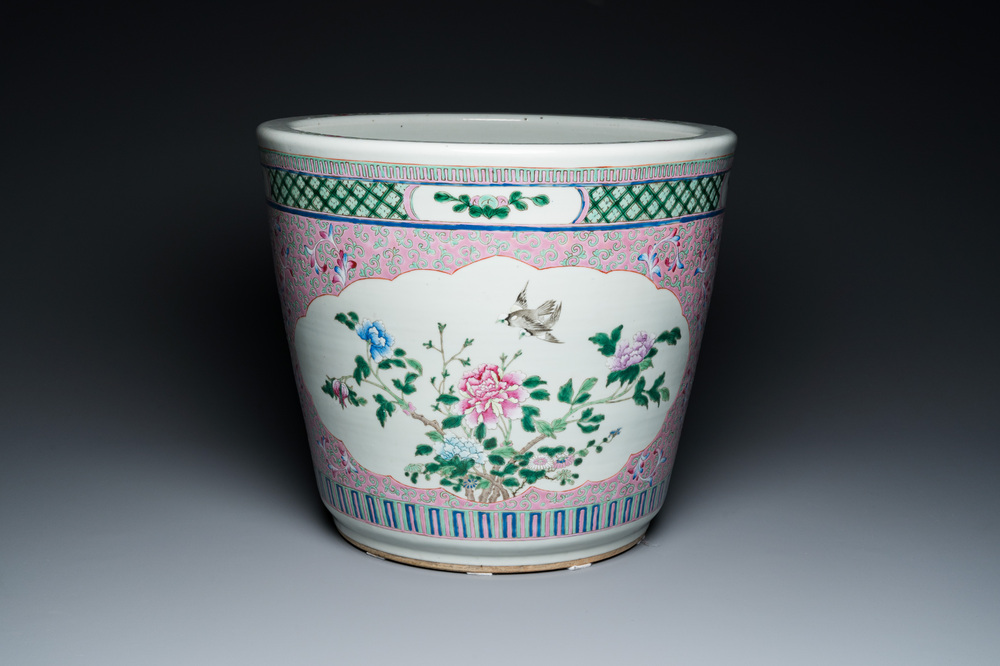 A Chinese pink-ground famille rose jardini&egrave;re, 19th C.