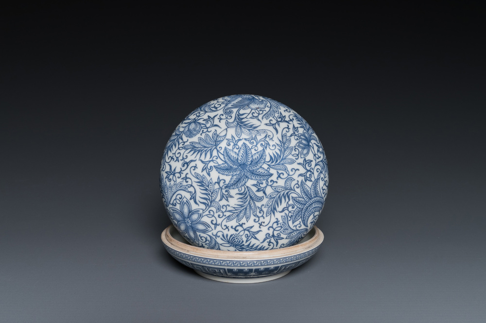 A Chinese overglaze blue enamelled box and cover with floral design, probably Republic