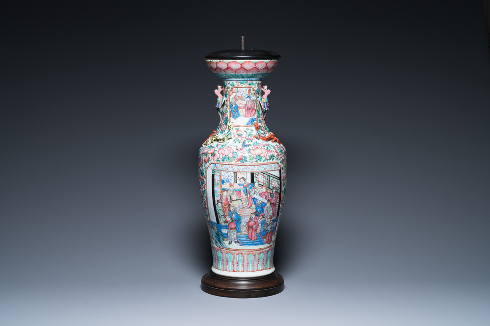 A Chinese famille rose vase with phoenix-shaped handles, 19th C.
