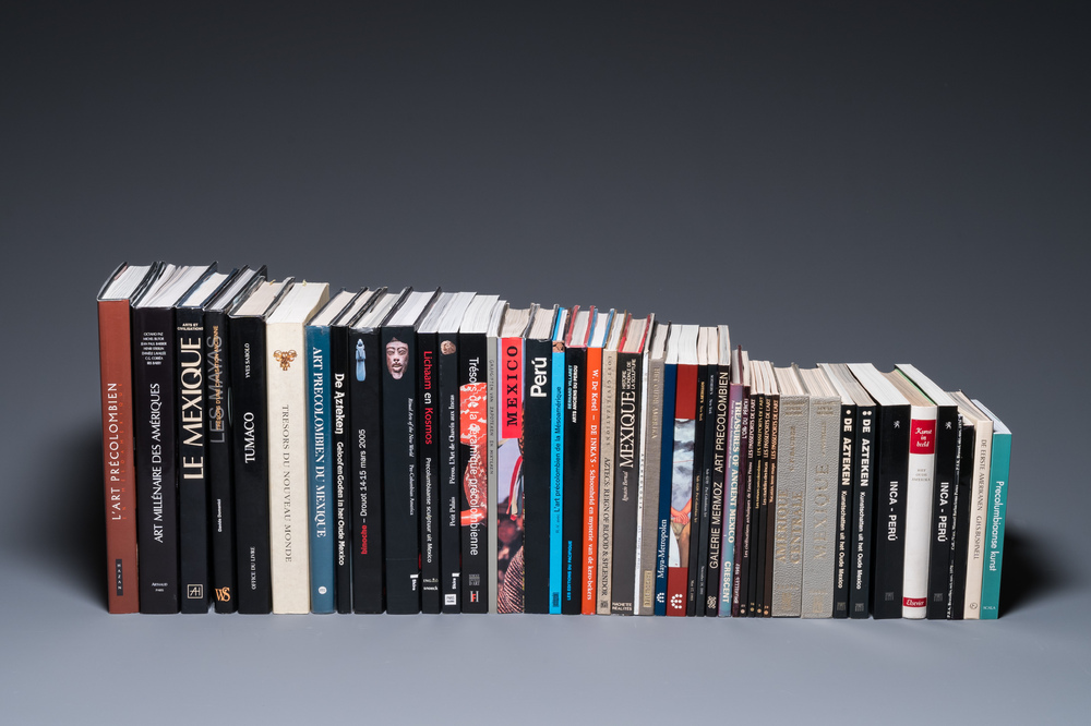 Belle collection d'ouvrages de r&eacute;f&eacute;rence sur l'art pr&eacute;colombien