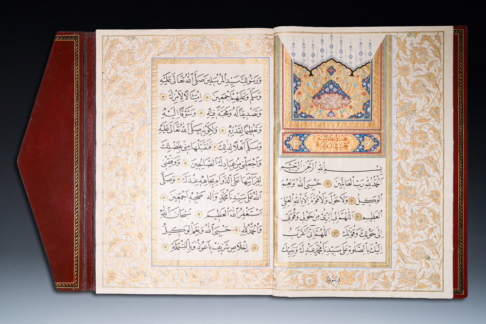 Imam Muhammad al-Jazuli (c. 1404-1465): Dala'il al-Khayrat, fraai gebonden manuscript op groot formaat in lederen etui, 20e eeuw
