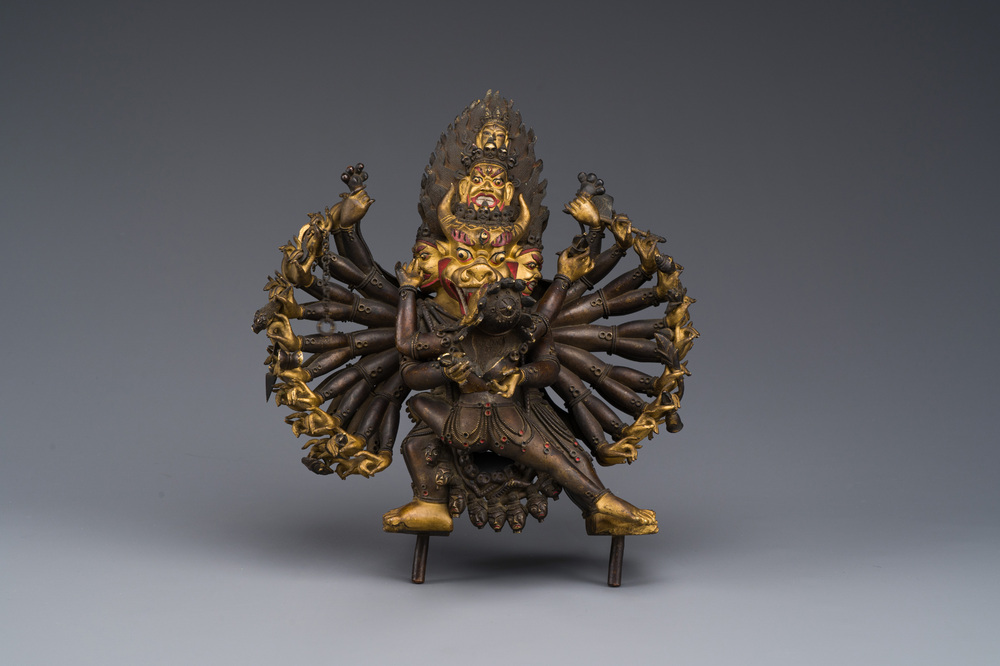 Statuette de Yamantaka en bronze dor&eacute;, Sino-Tibet, probablement 17/18&egrave;me