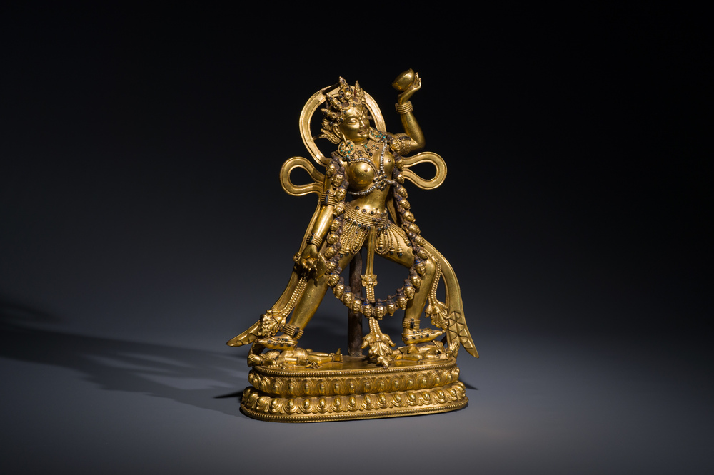 Statuette de Sarvabouddha Dakini en bronze dor&eacute;, Sino-Tibet, probablement 15&egrave;me
