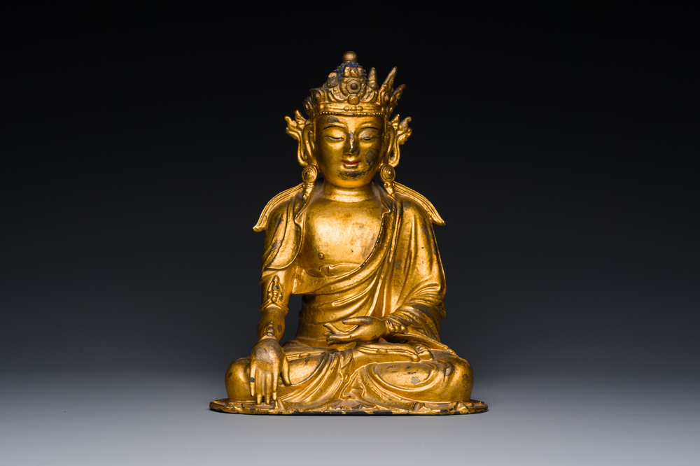 Statuette de Bouddha Shakyamuni en bronze dor&eacute;, Chine, 15/16&egrave;me