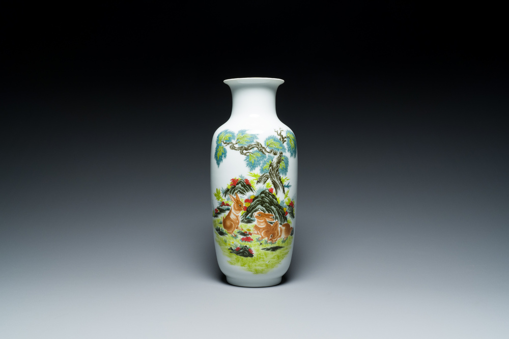 A Chinese vase with printed decoration of rabbits, Huai Ren Tang 懷仁堂 mark, Cultural Revolution, dated 1962