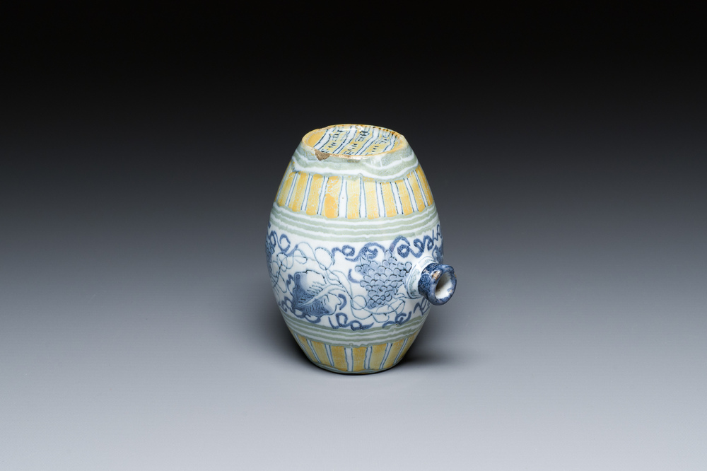 A polychrome Dutch Delft barrel-shaped flask with grapevines, 18th C.