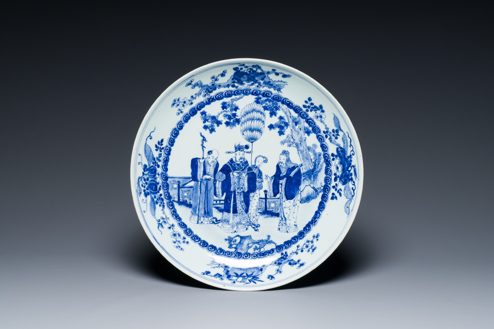A Chinese blue and white dish for the Vietnamese market, Kangxi mark, 19th C.