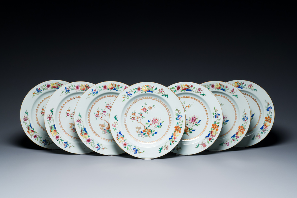 Zeven Chinese famille rose schotels, Qianlong
