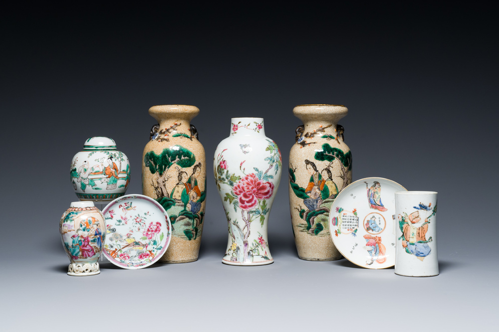 Een diverse collectie Chinees famille rose en famille verte porselein, Yongzheng en later