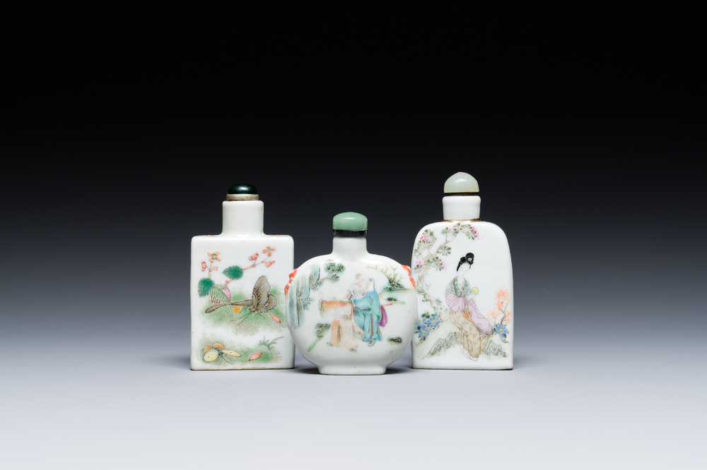 Three Chinese famille rose snuff bottles, one marked Yongzheng, 19th C.