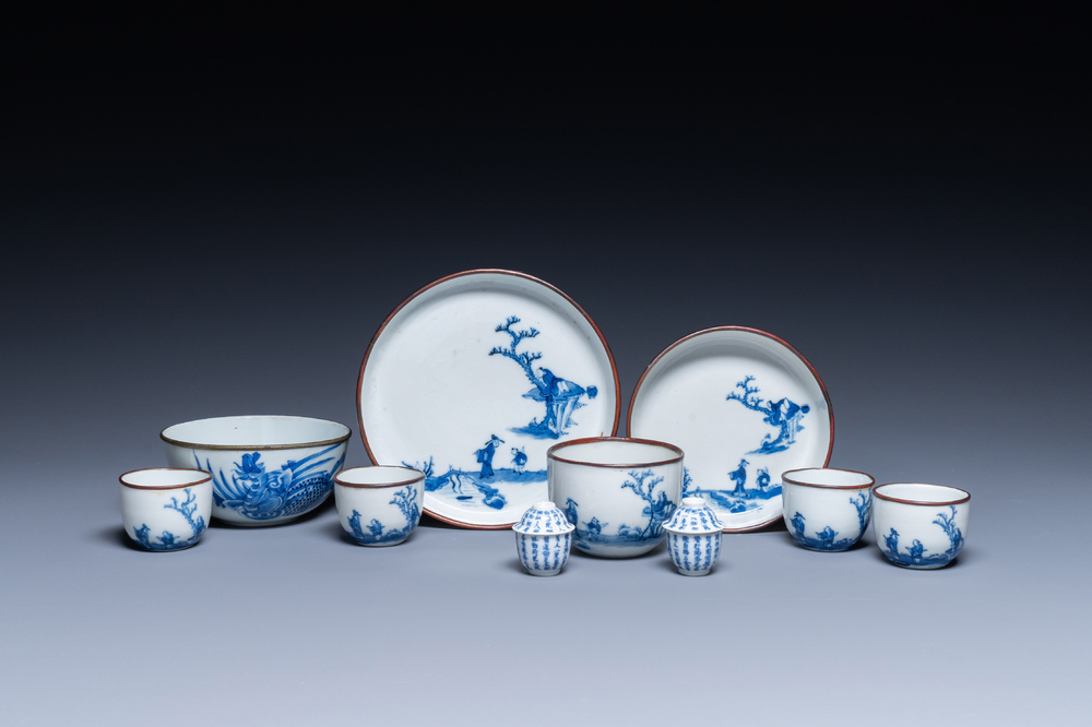 Une collection en porcelaine de Chine 'Bleu de Hue' pour le Vietnam, 19&egrave;me