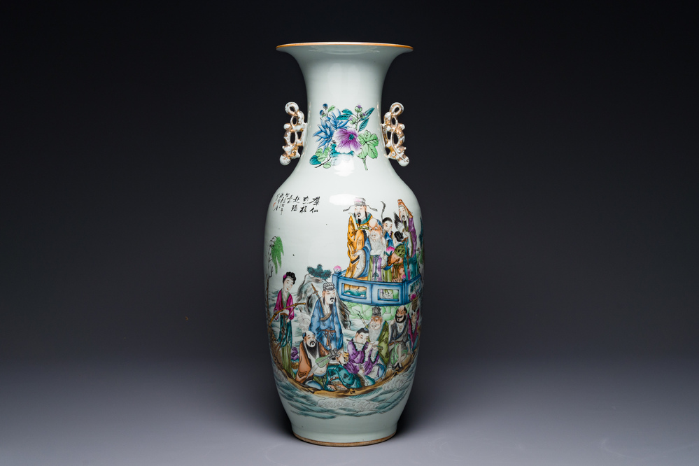 Vase en porcelaine de Chine famille rose, sign&eacute; Pan Zhaotang 潘肇唐, dat&eacute; 1918