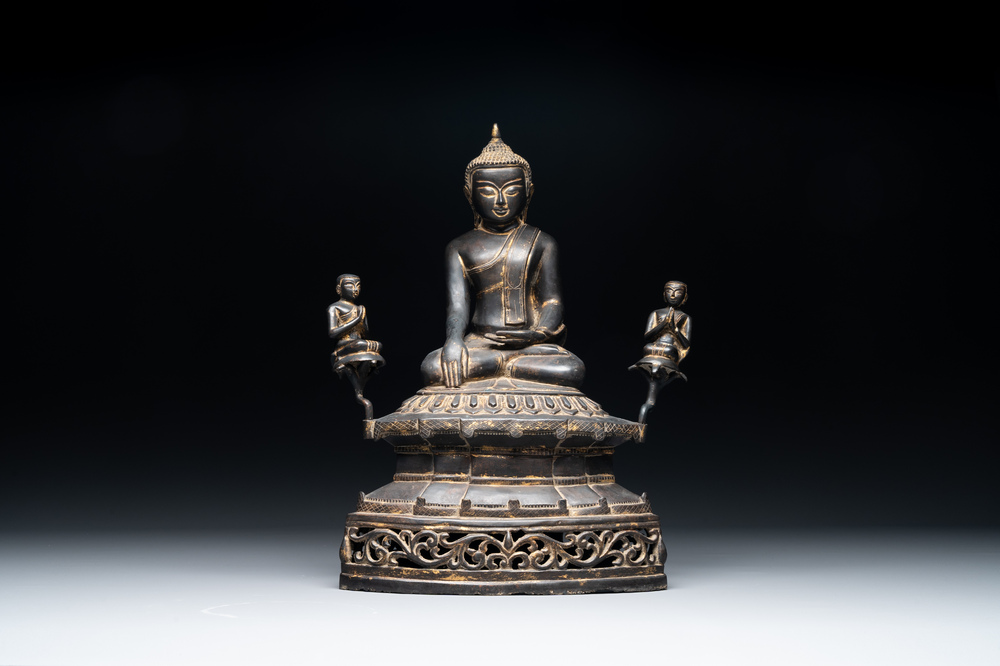 Bouddha Shan en bronze avec traces de dorure, Birmanie, 16/17&egrave;me