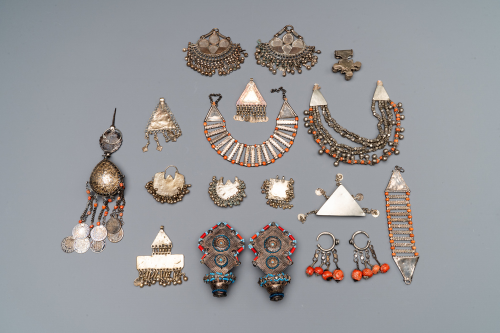 A varied collection of jewellery and accessories, Afghanistan, India, Pakistan, and Yemen, 19th C.