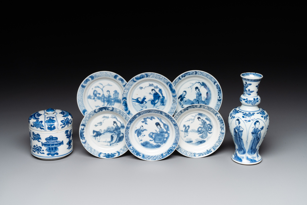 A Chinese blue and white vase, a covered bowl and six saucers, Chenghua and artemisia leaf mark, Kangxi