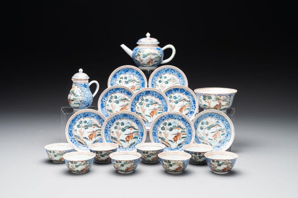 A Chinese famille rose 20-piece tea service, Yongzheng/Qianlong