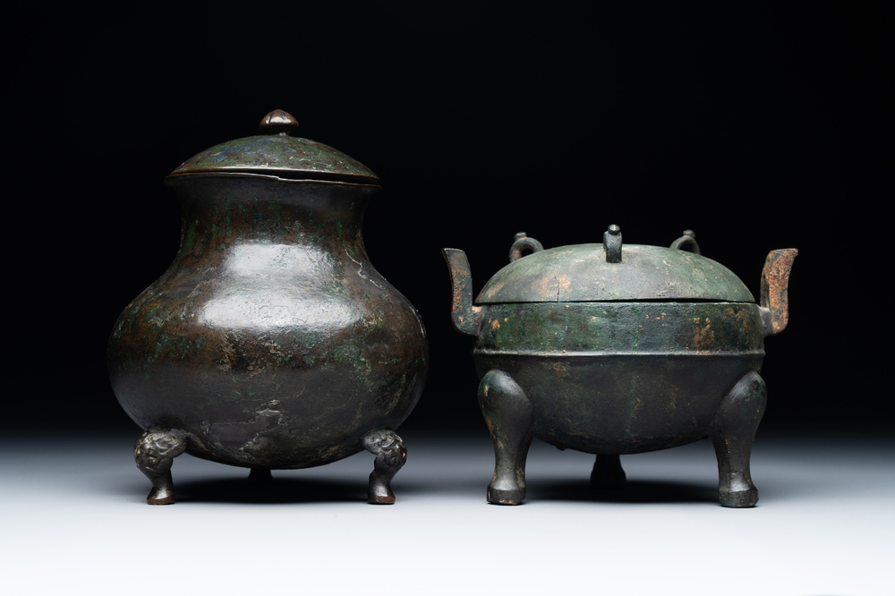 Two Chinese archaic bronze food vessels, 'ding 鼎', Han