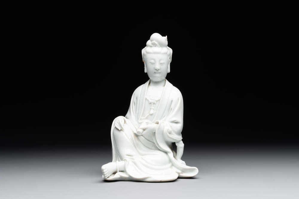 A Chinese Dehua blanc de Chine Guanyin, 19th C.