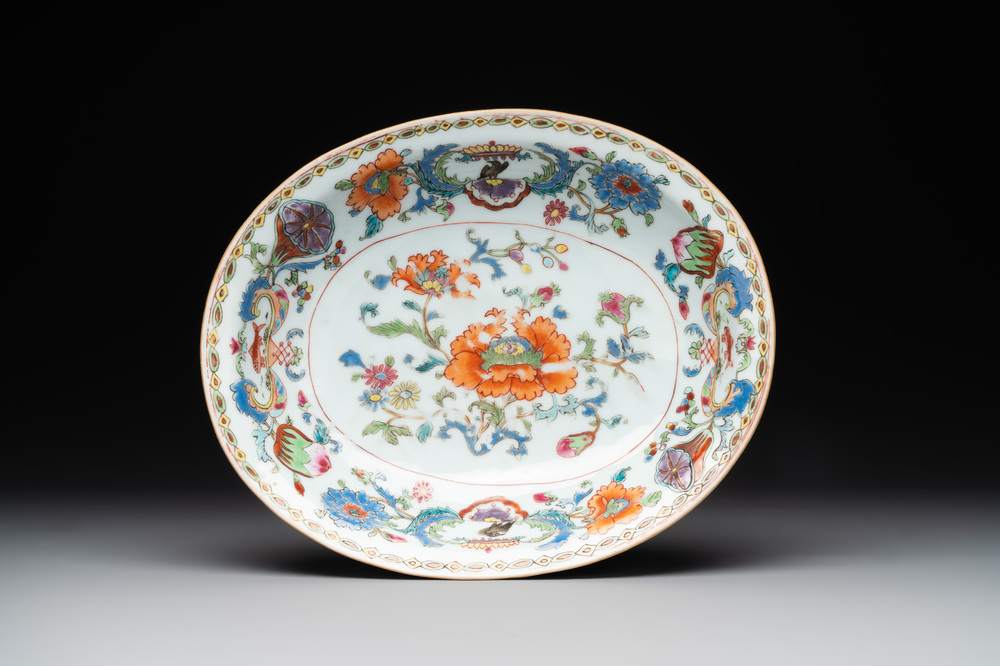 An oval Chinese famille rose 'Madame de Pompadour' dish, Qianlong, ca. 1745