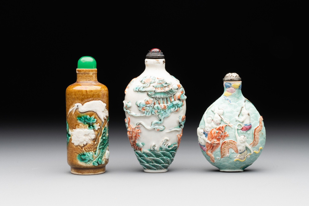 Three Chinese famille rose moulded snuff bottle, Ying Chuan Zhen Cang 穎川珍藏 mark, 19th C.