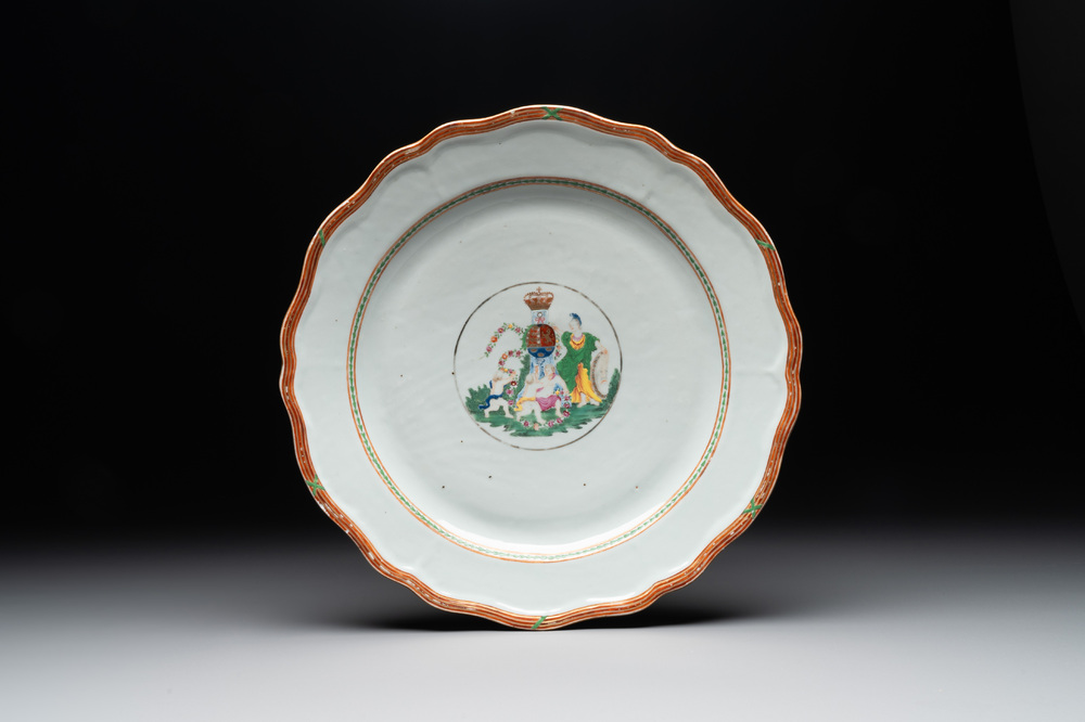 A Chinese export famille rose dish with a crowned coat of arms of the King's Club for the Danish market, Qianlong