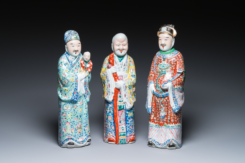 Three Chinese famille rose figures of star gods, seal marks, 19/20th C.