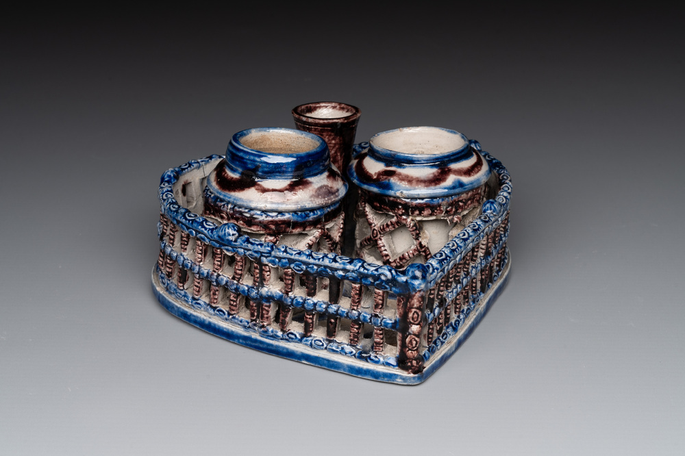 A Westerwald stoneware heart-shaped inkstand, Germany, 18th C.