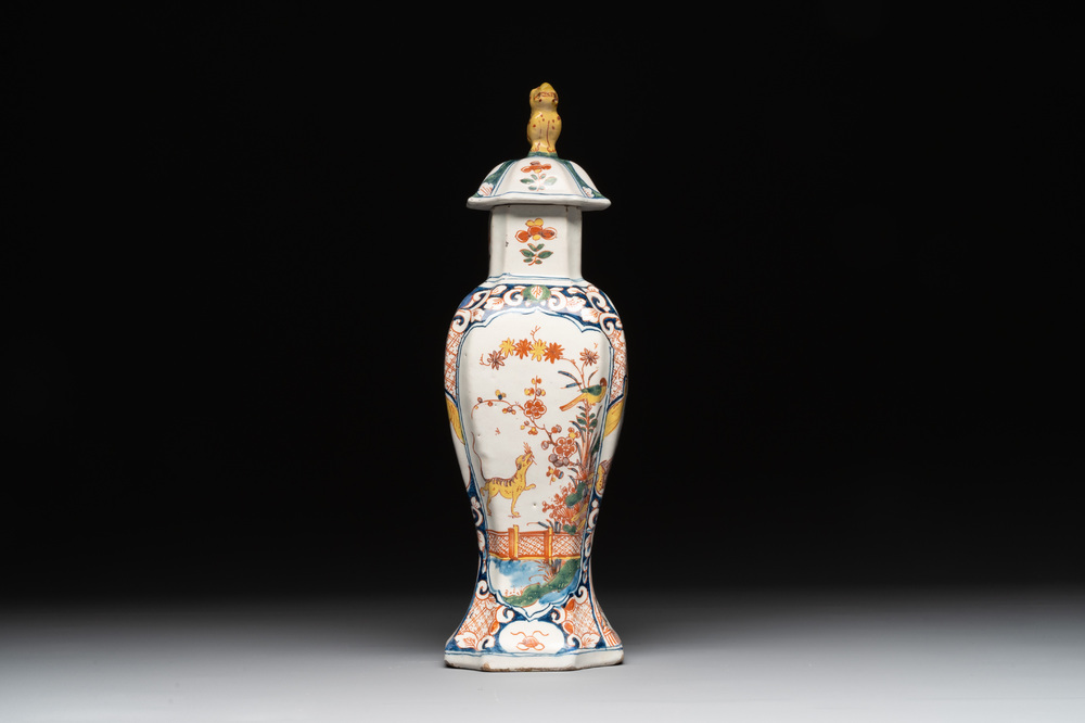 A polychrome Dutch Delft kakiemon-style vase and cover, 18th C.