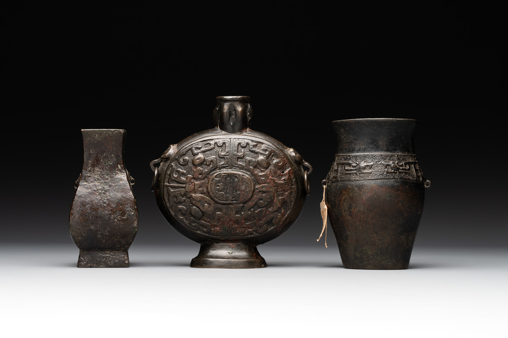 Three Chinese archaistic miniature bronze vases, Song/Yuan