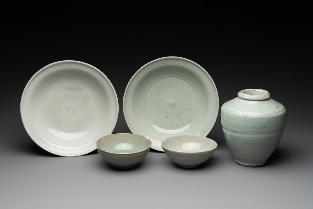 A collection of five Chinese celadon wares, Ming and later