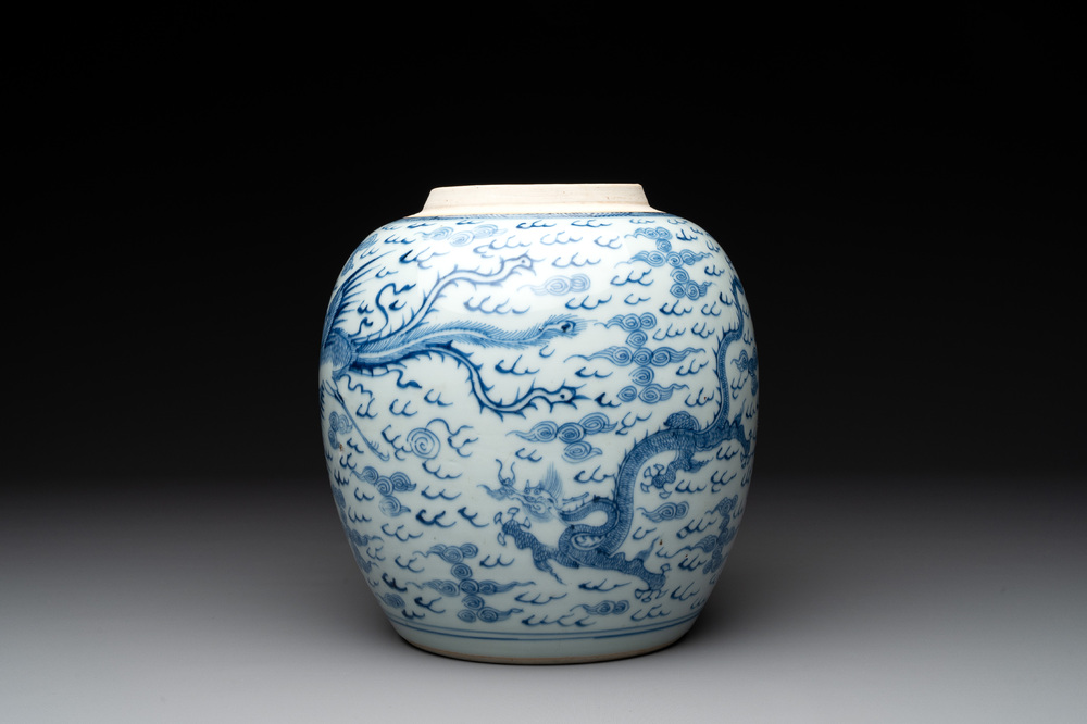 A Chinese blue and white 'dragon and phoenix' jar, Yongzheng