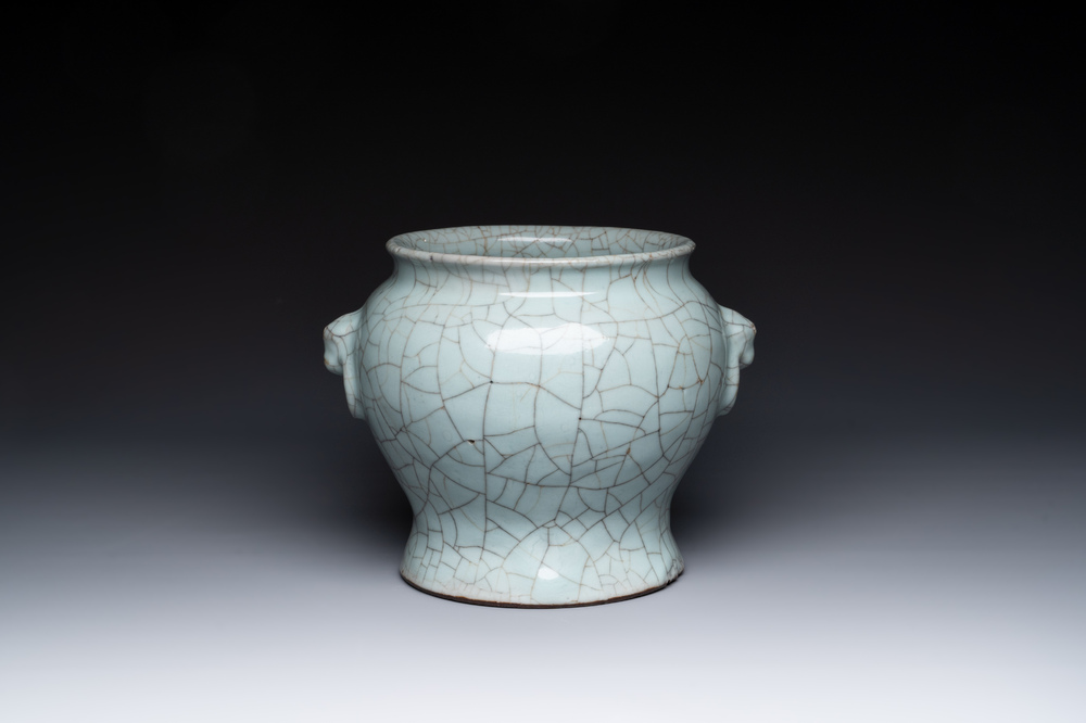 A Chinese ge-type vase with lion-form handles, Qianlong