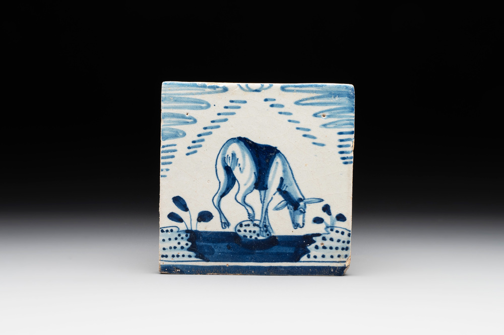 A blue and white Rotterdam 'crown' 'donkey' tile, 17th C.