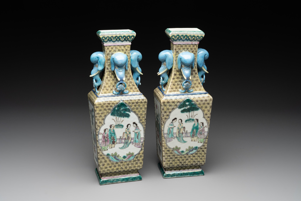 A pair of rectangular Chinese famille verte 'elephant' vases, 19th C.