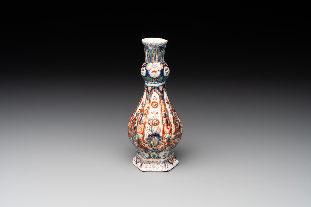 A polychrome Dutch Delft petit feu vase, 18th C.
